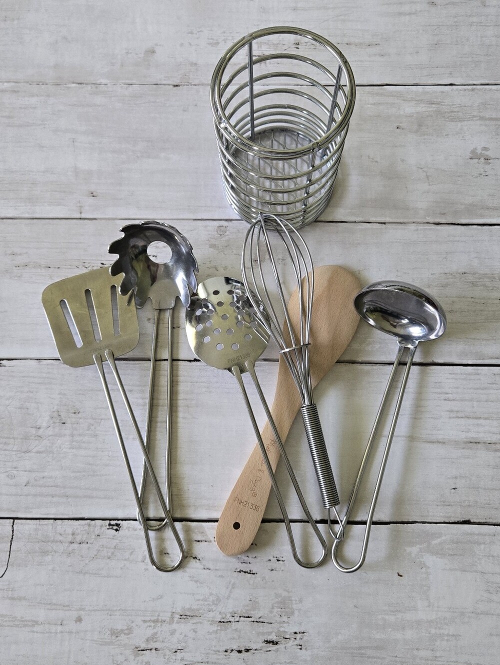 Melissa & Doug Stir & Serve Set - Picture 3 of 3